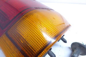LAMPA TYŁ LEWA W BŁOTNIK