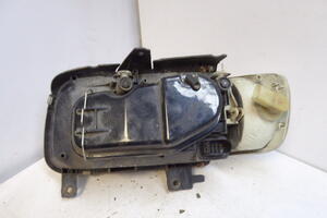 LAMPA REFLEKTOR PRAWY