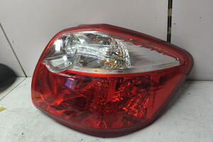 LAMPA TYŁ PRAWA W BŁOTNIK