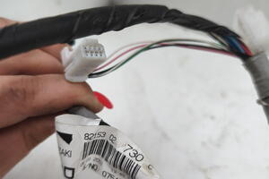 WIĄZKA INSTALACJA DRZWI TYŁ PRAWA ELEKTRYCZNA