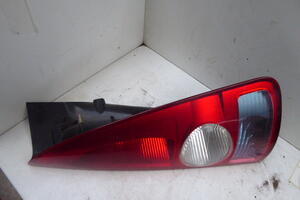 LAMPA KLAPY TYŁ PRAWA W KLAPĘ