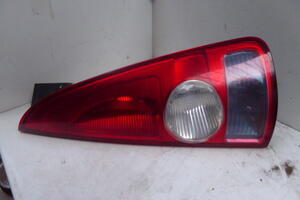 LAMPA KLAPY TYŁ PRAWA W KLAPĘ