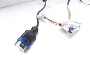 WIĄZKA INSTALACJA DRZWI TYŁ PRAWA ELEKTRYCZNA