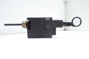 SIŁOWNIK KLAPKI PALIWA