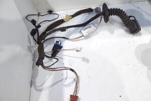 WIĄZKA INSTALACJA DRZWI TYŁ LEWA ELEKTRYCZNA