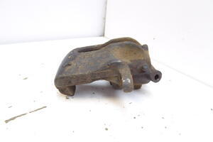 ZACISK HAMULCOWY  PRZÓD LEWY 