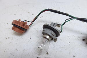 WKŁAD LAMPY TYŁ PRAWY LISTWA ŻARÓWKOWA