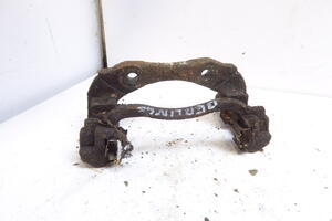 JARZMO RAMKA ZACISKU PRZÓD LEWY