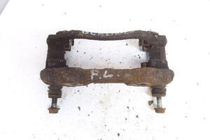 JARZMO RAMKA ZACISKU PRZÓD LEWY