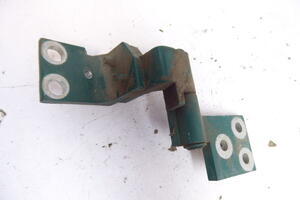 ZAWIASY DRZWI TYŁ LEWY KPL