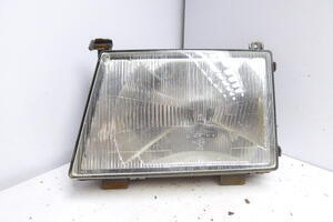 LAMPA REFLEKTOR LEWY