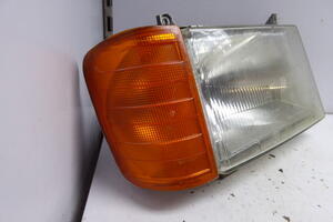 LAMPA REFLEKTOR PRAWY