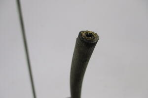 ZACISK HAMULCOWY TYŁ PRAWY