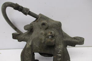 ZACISK HAMULCOWY TYŁ PRAWY