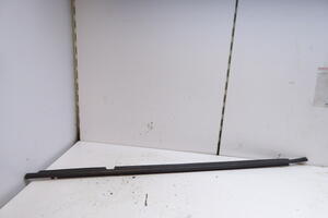 LISTWA ZGARNIAJĄCA TYŁ PRAWA 