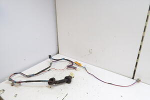 WIĄZKA INSTALACJA DRZWI TYŁ PRAWA ELEKTRYCZNA