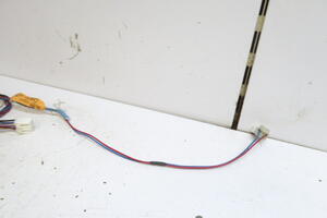 WIĄZKA INSTALACJA DRZWI TYŁ PRAWA ELEKTRYCZNA