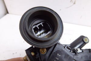 PODNOŚNIK SZYBY TYŁ PRAWY ELEKTRYCZNY