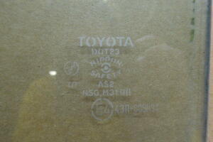 SZYBA DRZWI TYŁ PRAWA 