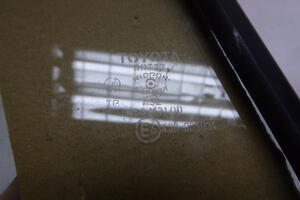 SZYBA DRZWI TYŁ PRAWA MAŁA