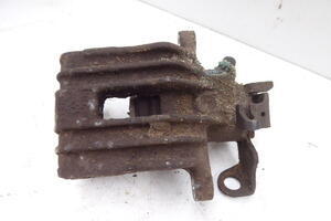 ZACISK HAMULCOWY TYŁ LEWY