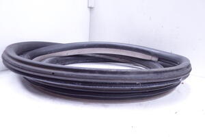 USZCZELKA DRZWI TYŁ LEWA