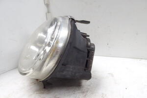 LAMPA REFLEKTOR PRAWY