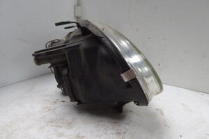 LAMPA REFLEKTOR PRAWY