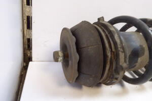 AMORTYZATOR PRZÓD PRAWY