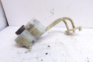 ZBIORNICZEK PŁYNU HAMULCOWEGO