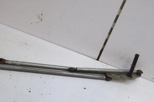 MECHANIZM WYCIERACZEK PRZÓD