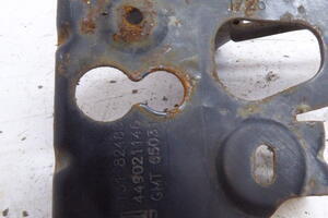 MOCOWANIE WSPORNIK UCHWYT POMPY ABS