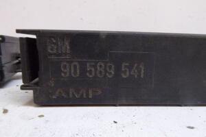 SKRZYNKA BEZPIECZNIKÓW