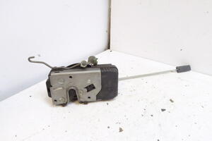 ZAMEK DRZWI PRZÓD LEWY