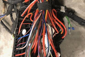 INSTALACJA WIĄZKA KOMORY SILNIKA