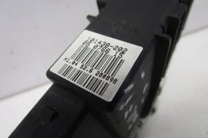 SILNICZEK SZYBY TYŁ PRAWY