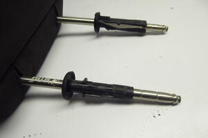 ZAGŁÓWEK FOTELA PRZÓD 