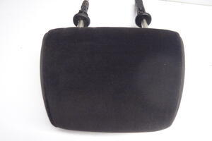 ZAGŁÓWEK FOTELA PRZÓD 