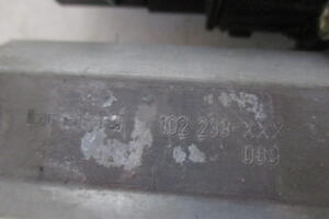 SILNICZEK SZYBY TYŁ PRAWY