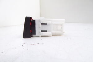 PRZEŁĄCZNIK WŁĄCZNIK ŚWIATEŁ AWARYJNYCH 