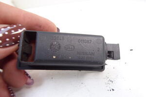 LAMPKA OŚWIETLENIA PRZESTRZENI NA NOGI