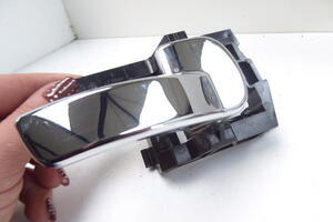 KLAMKA WEWNĘTRZNA DRZWI TYŁ PRAWA