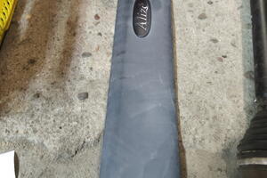 LISTWA DRZWI PRZÓD PRAWA