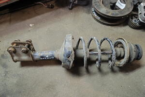 AMORTYZATOR PRZÓD PRAWY