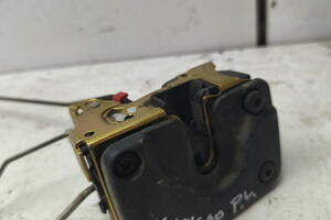 ZAMEK DRZWI PRZÓD LEWY