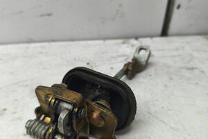 OGRANICZNIK DRZWI PRZÓD LEWY