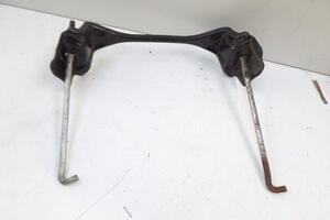 PODSTAWA MOCOWANIE AKUMULATORA 