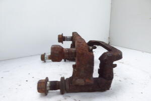 JARZMO RAMKA ZACISKU TYŁ LEWY