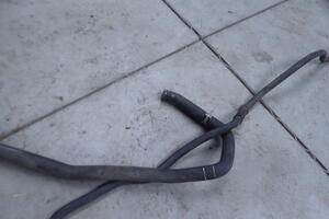 ZBIORNICZEK WYRÓWNAWCZY CHŁODZENIA WODY PŁYNU