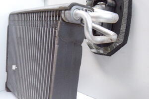 NAGRZEWNICA PAROWNIK KLIMATYZACJI